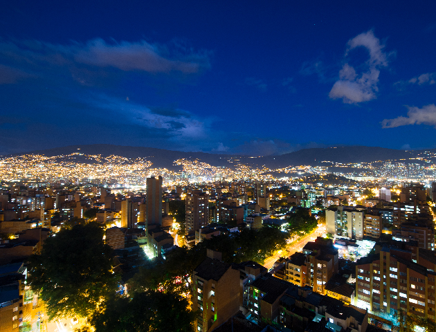 Medellín ingresa al ranking global de los 50 mejores destinos de vida nocturna para 2026