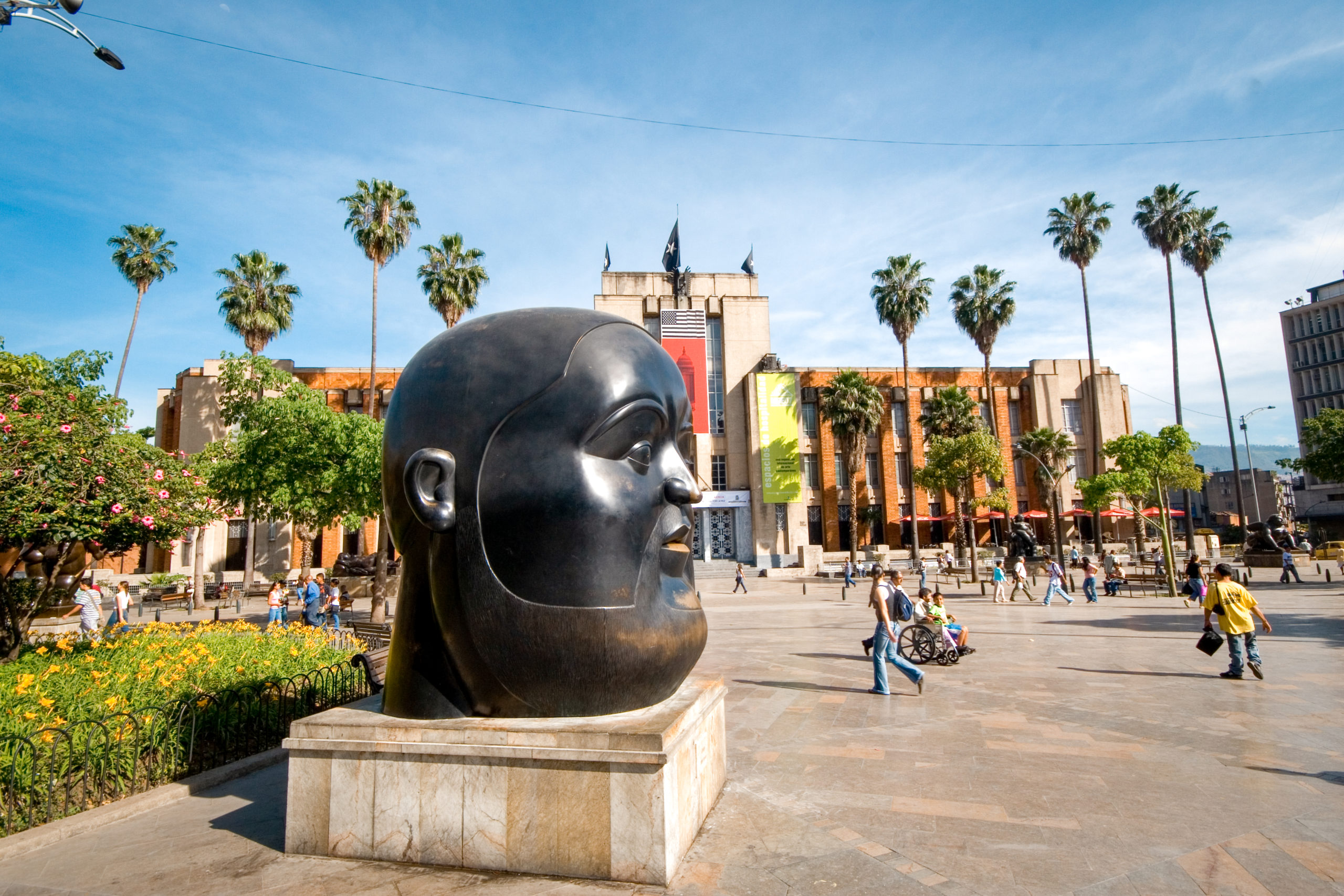 Medellín en el radar internacional: tango, transformación y turismo de lujo marcan la conversación global 