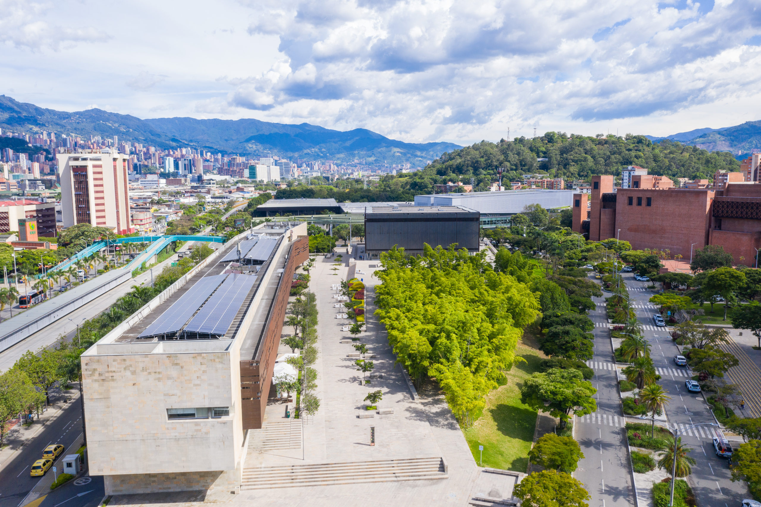 Greater Medellín Convention & Visitors Bureau: Pone a Medellín y Antioquia en el mapa del mundo
