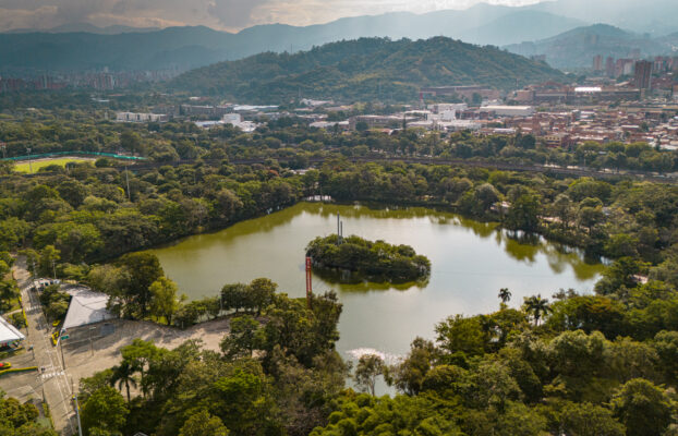 Coolcationing: de tendencia emergente a pilar estratégico de Medellín en 2026