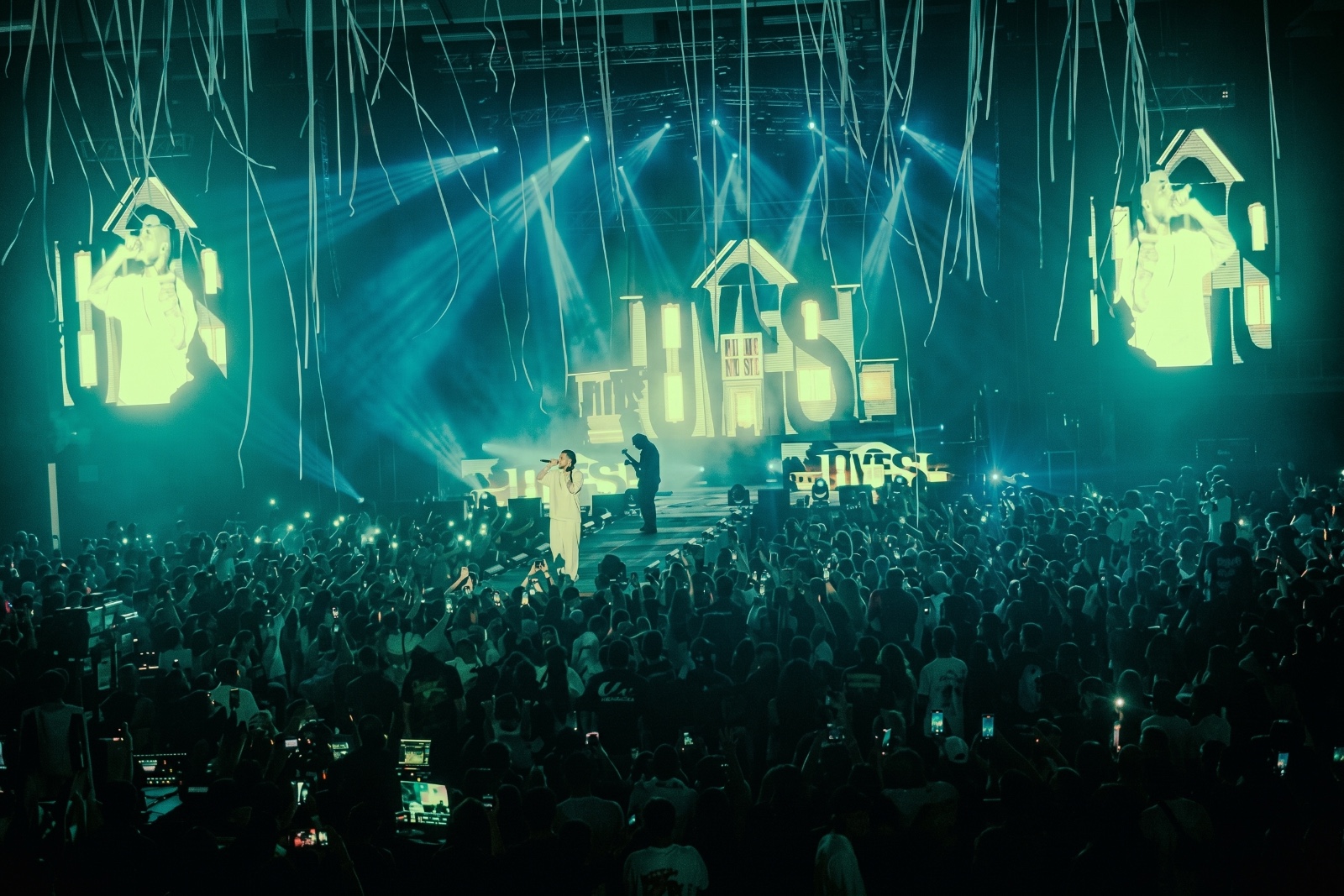 ‘Gig Tripping’ y la Generación Z posicionan a Medellín como la capital del entretenimiento gracias a los grandes conciertos  